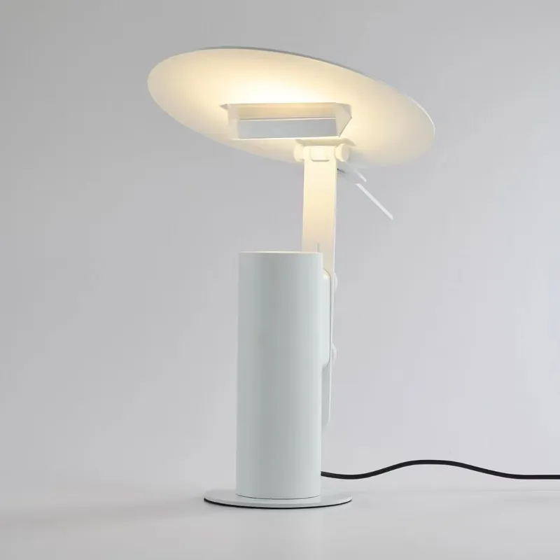 Decor Lighting Table Lamps - 현대적인 창의적 심플 무지개 분위기 눈