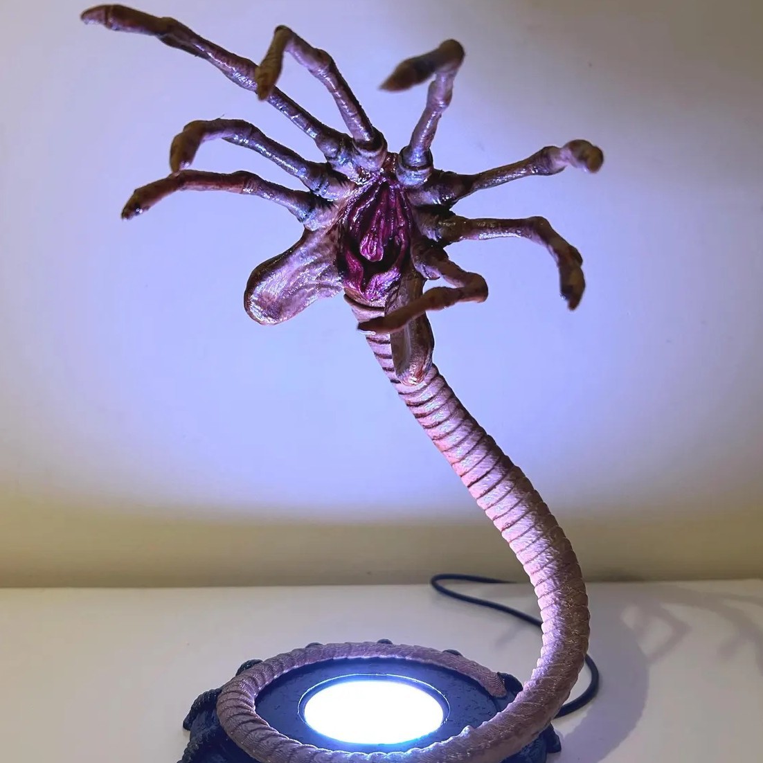 외계인 페이스허거 램프 야간 조명, LED 조명이 있는 - Home Lighting And Decor 리뷰 및 가격