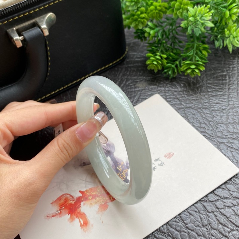 미얀마 여성용, 부드러운 연녹색에 꽃무늬가 있는 단색  - Lighting & Home Decor Studio Photos 리뷰 및 가격